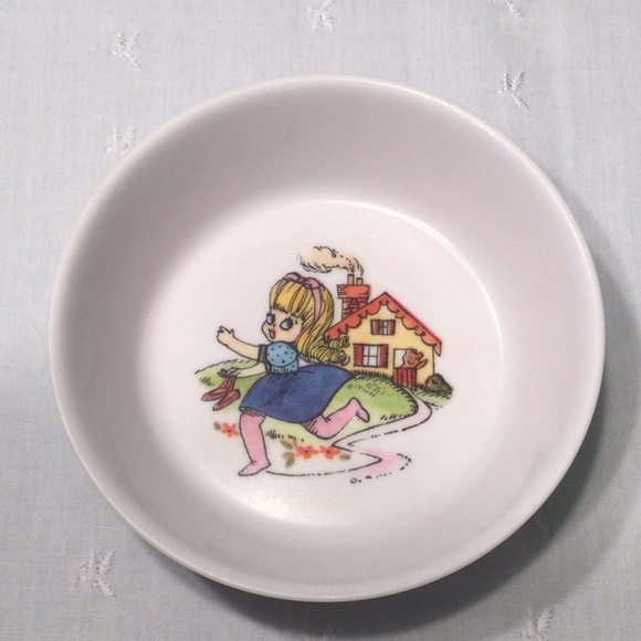 Vintage Oneida Children’s Plastic Bowl Girl - Picture 2 of 4
